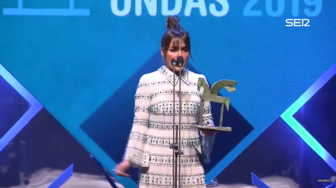 Candela Peña en la entrega del Premio Onda.