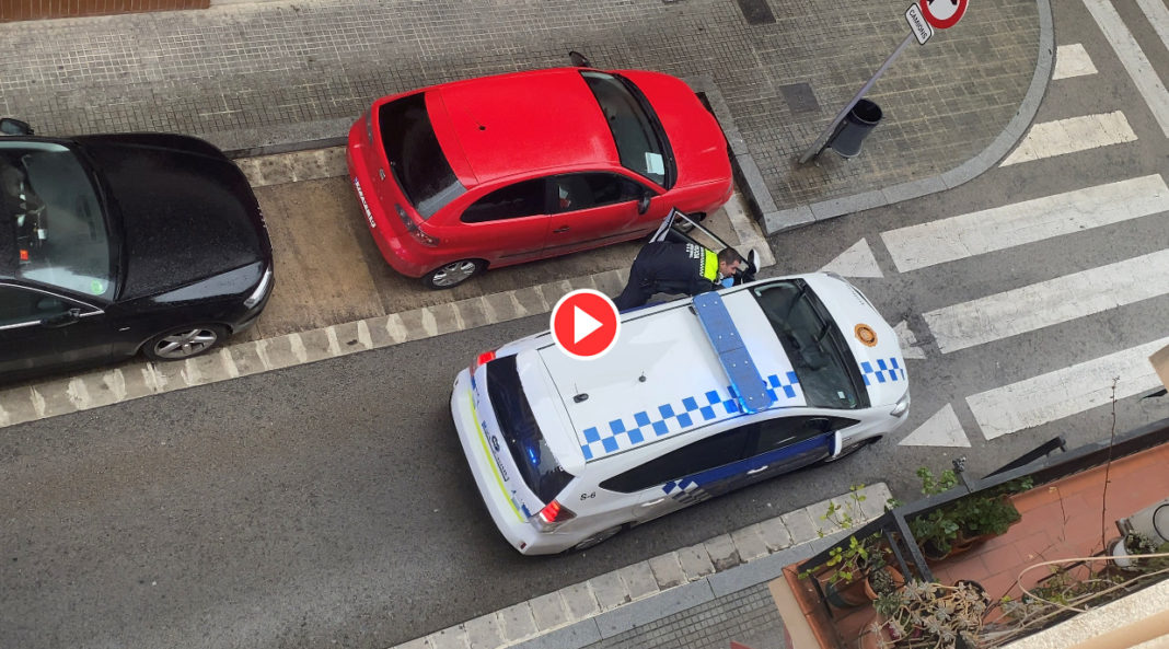 Policía Local de Gavà. (vídeo abajo)