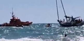 Rescate a un velero en Gavà. Vídeo: Nayra Pañella.