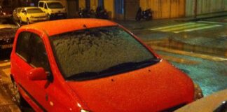 Nieve granulada en la calle Sant Martí en años anteriores. Foto: @JosepMRanchal.