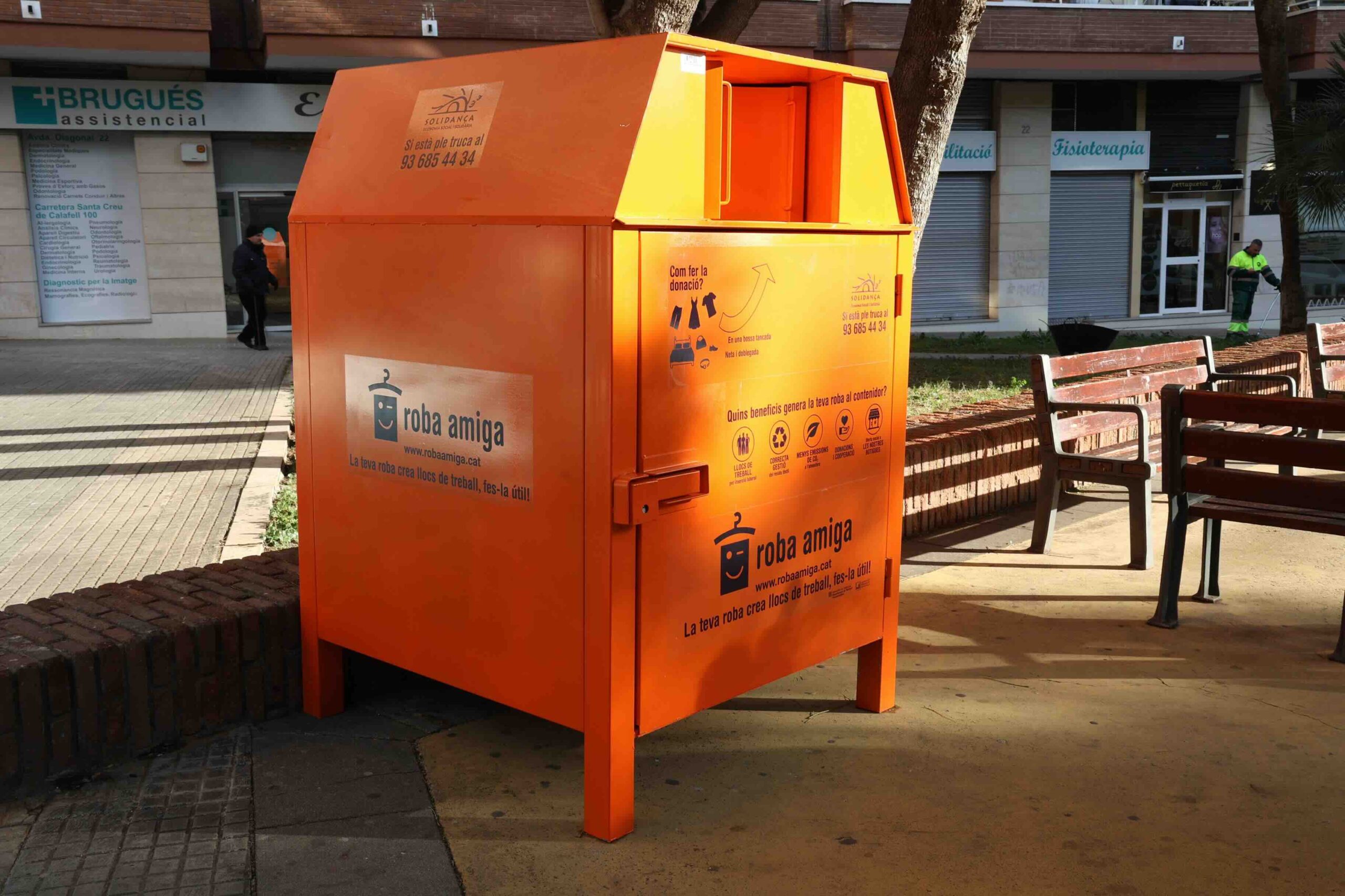 Recolector Ropa Gavà amplía la recogida de ropa con nuevos contenedores y puntos de ...